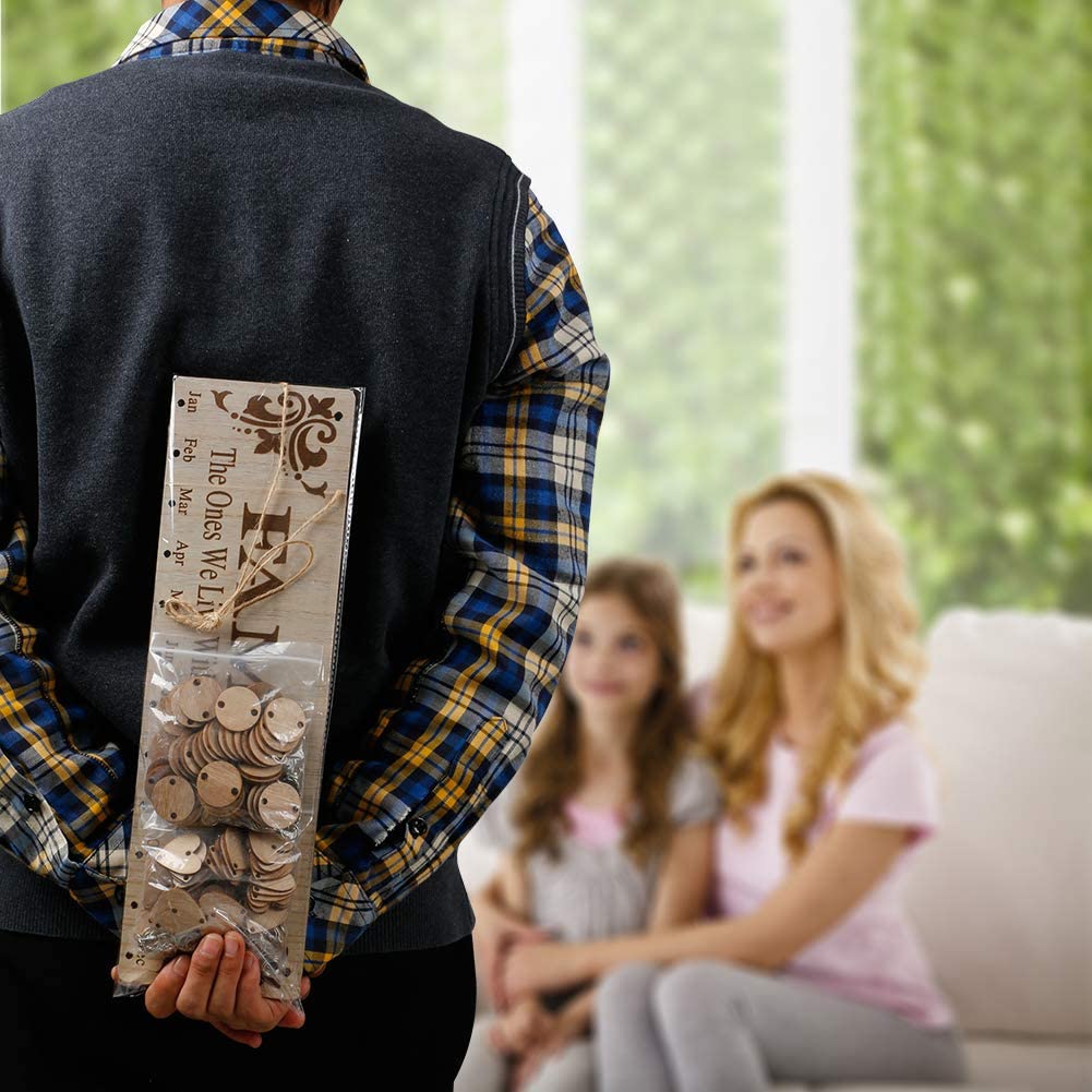 Gifts for Moms Dads - Wooden Family Birthday Reminder Calendar Board